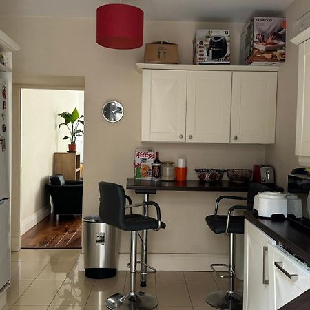 Room With Private Bathroom Near The Center Κορκ Εξωτερικό φωτογραφία